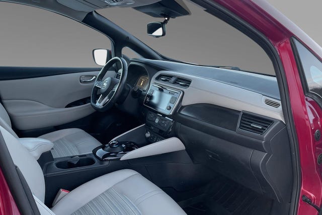2018 NISSAN LEAF - 8