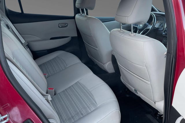 2018 NISSAN LEAF - 9
