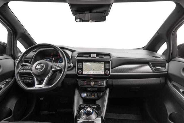 2020 NISSAN LEAF - 8
