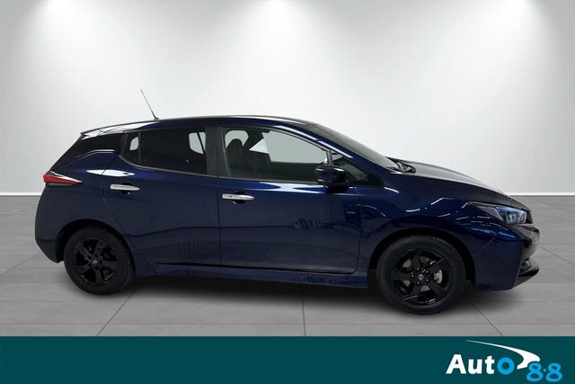 SJNFAAZE1U0176995 2022 NISSAN LEAF-2