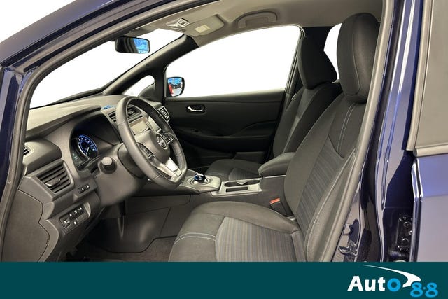2022 NISSAN LEAF - 11