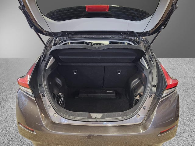 2019 NISSAN LEAF - 26