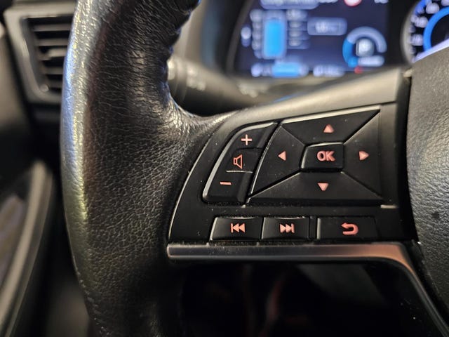 2019 NISSAN LEAF - 12