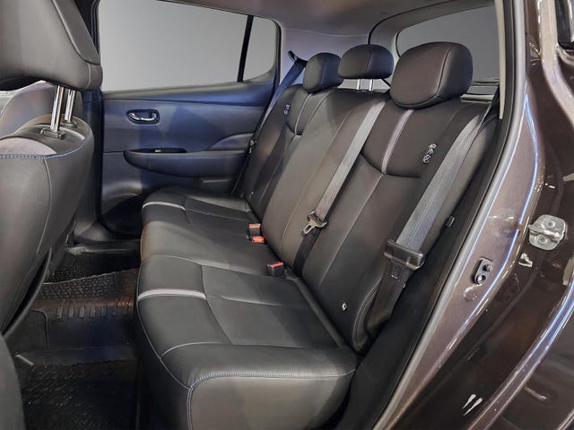 2019 NISSAN LEAF - 22
