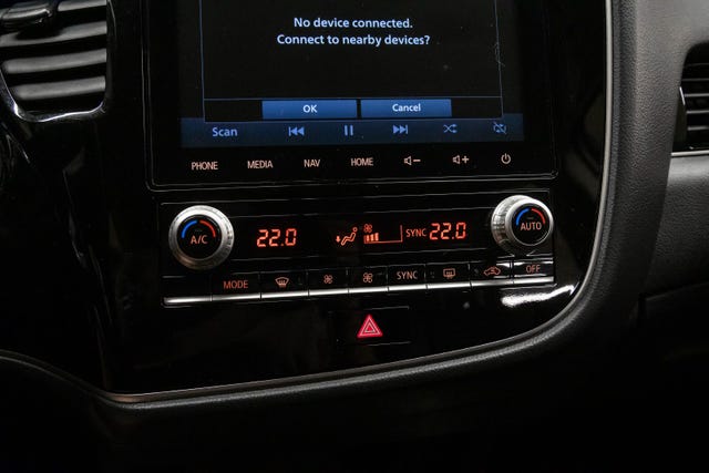 2020 MITSUBISHI OUTLANDER - 20