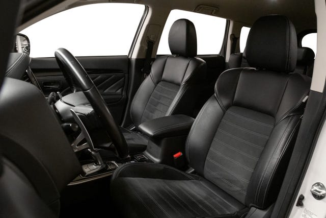 2020 MITSUBISHI OUTLANDER - 26