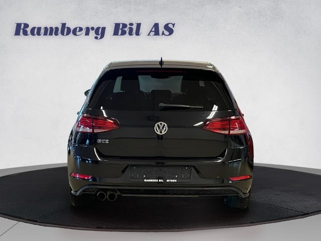 WVWZZZAUZJW800361 2018 VOLKSWAGEN GOLF-3