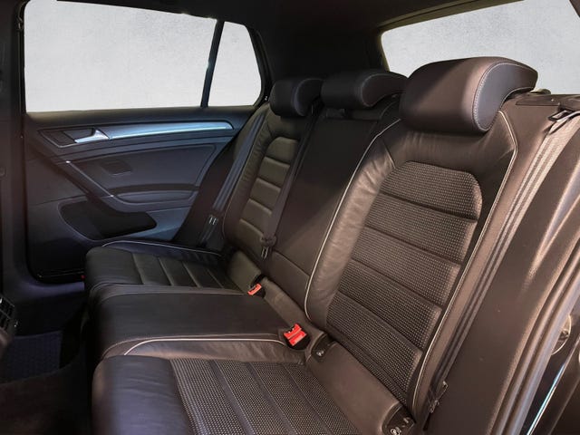 2018 VOLKSWAGEN GOLF - 10