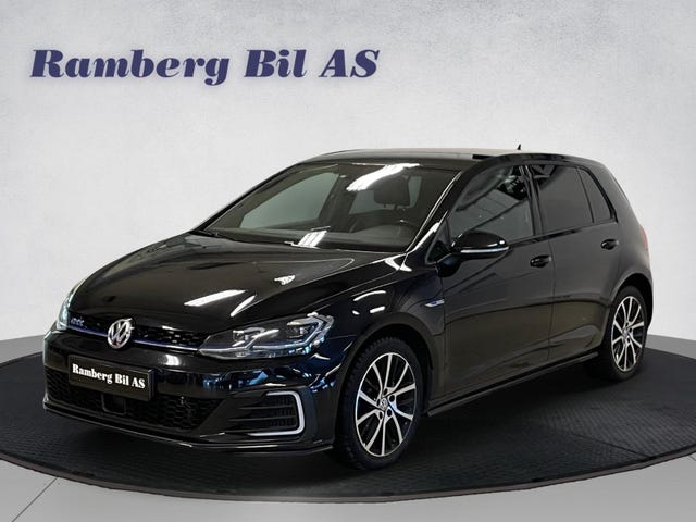 WVWZZZAUZJW800361 2018 VOLKSWAGEN GOLF-0