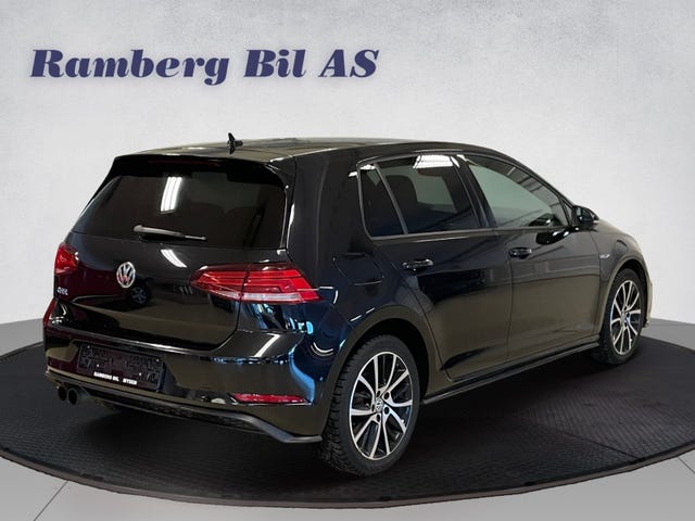 WVWZZZAUZJW800361 2018 VOLKSWAGEN GOLF-4