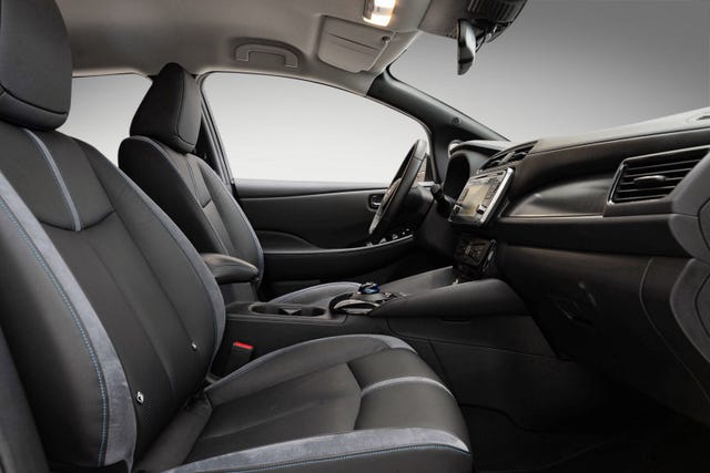 2020 NISSAN LEAF - 12