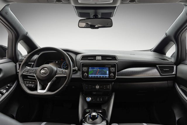 2020 NISSAN LEAF - 9