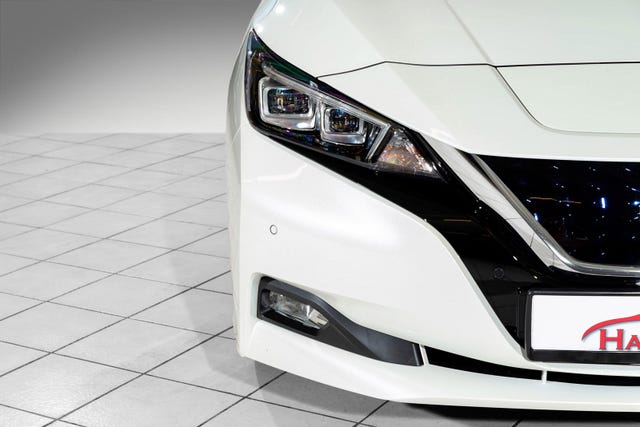 2020 NISSAN LEAF - 7