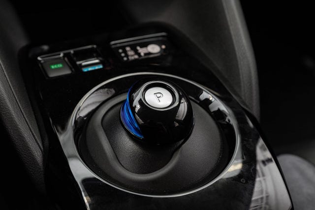 2020 NISSAN LEAF - 14