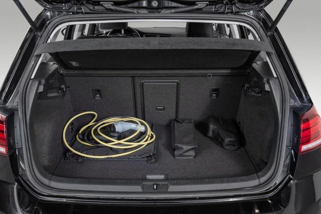 2018 VOLKSWAGEN GOLF - 23