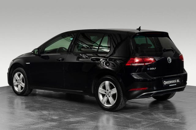 WVWZZZAUZJW902167 2018 VOLKSWAGEN GOLF-4