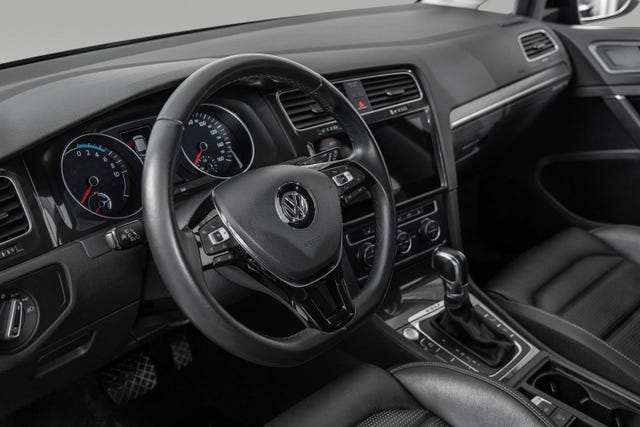 2018 VOLKSWAGEN GOLF - 20