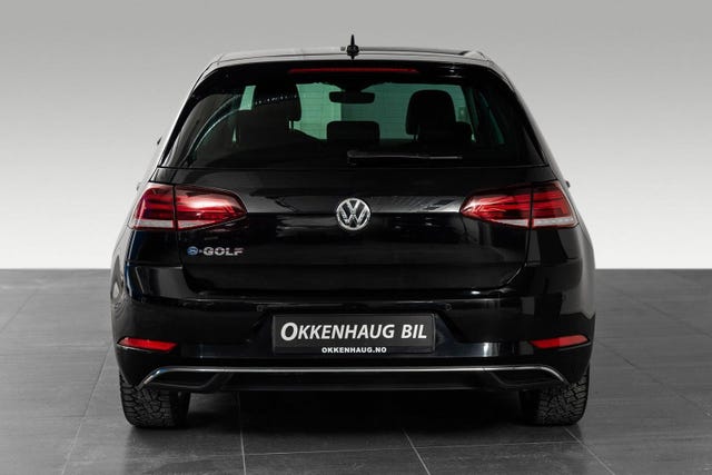 2018 VOLKSWAGEN GOLF - 8