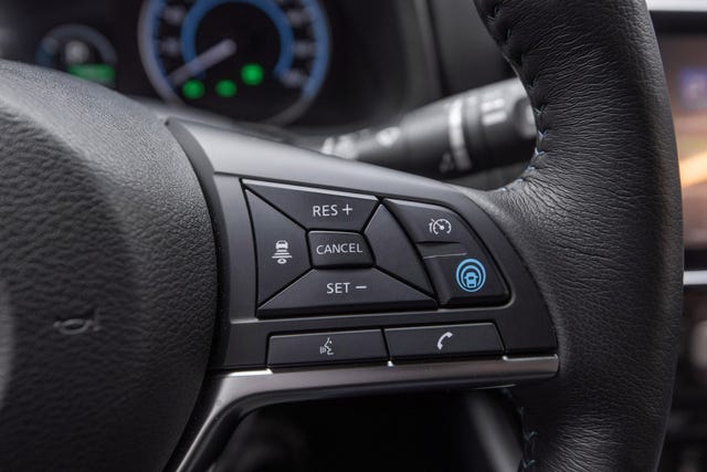 2022 NISSAN LEAF - 12