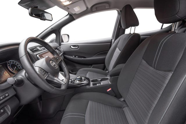 2022 NISSAN LEAF - 7