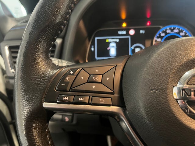 2020 NISSAN LEAF - 14