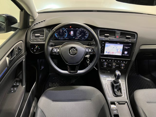 2018 VOLKSWAGEN GOLF - 29