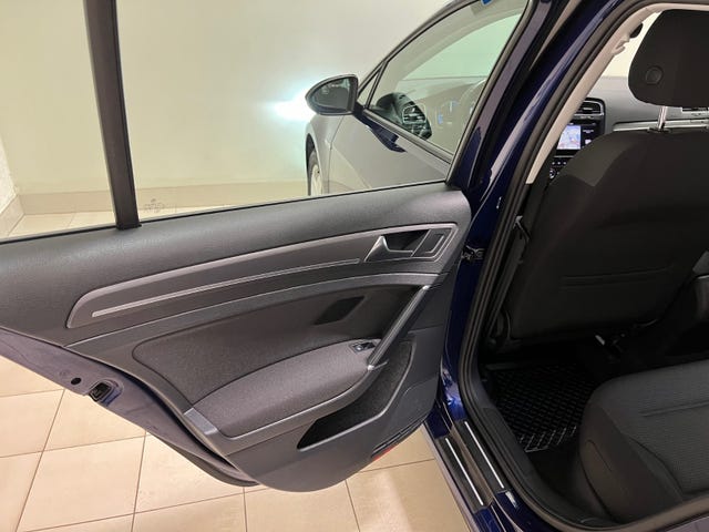 2018 VOLKSWAGEN GOLF - 25