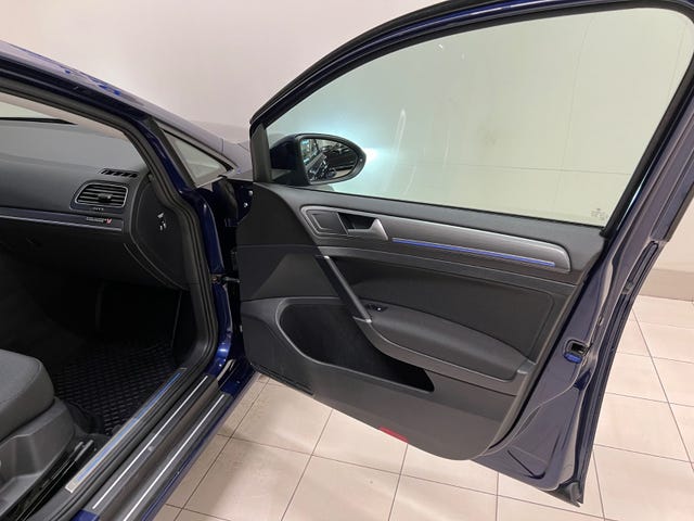 2018 VOLKSWAGEN GOLF - 17