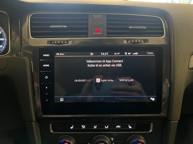 2018 VOLKSWAGEN GOLF - 24