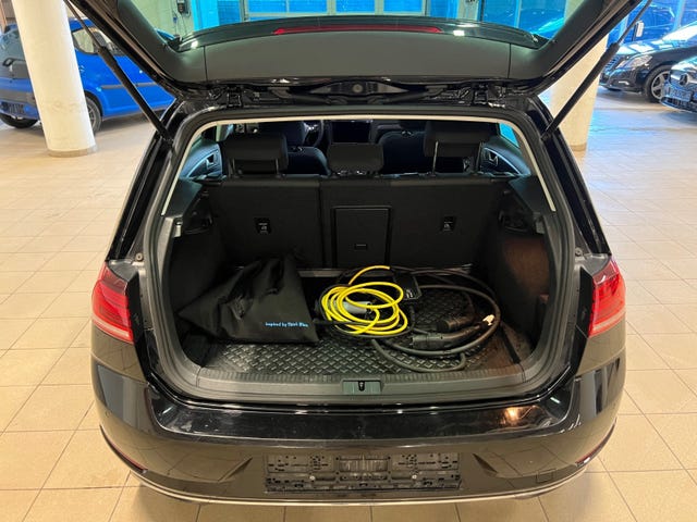 2018 VOLKSWAGEN GOLF - 42
