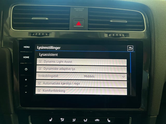 2018 VOLKSWAGEN GOLF - 28
