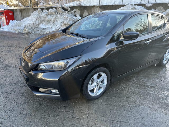 SJNFAAZE1U0174191 2022 NISSAN LEAF-1