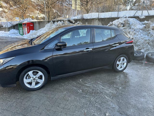 SJNFAAZE1U0174191 2022 NISSAN LEAF-2