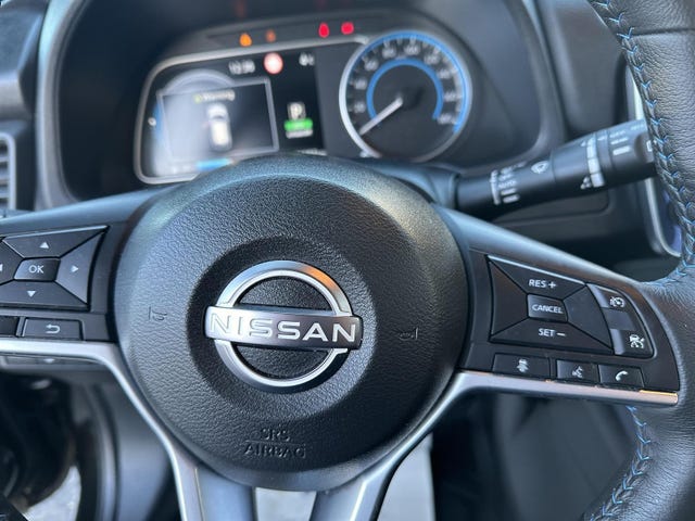 2022 NISSAN LEAF - 13