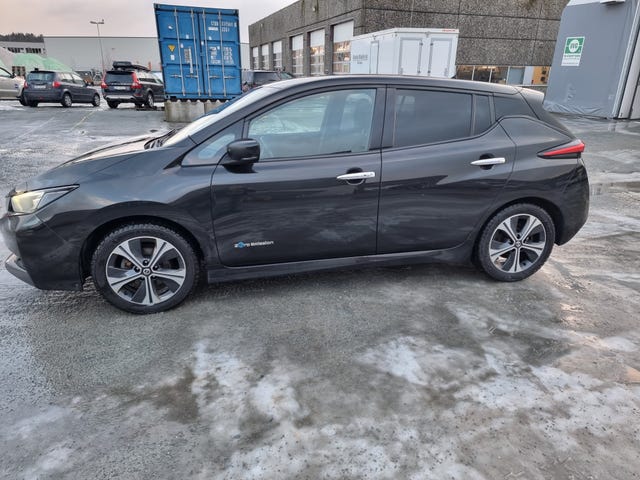 null 2018 NISSAN LEAF-3