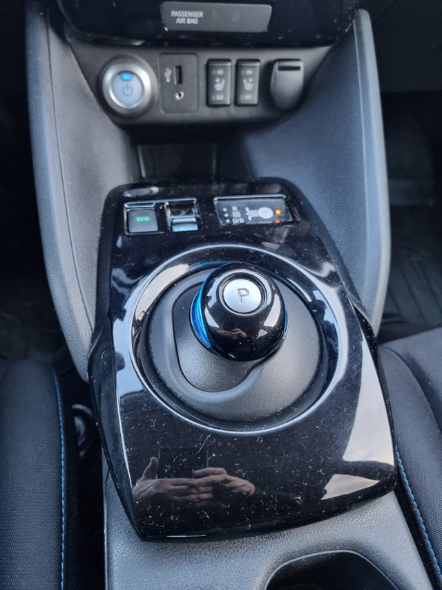 2018 NISSAN LEAF - 14