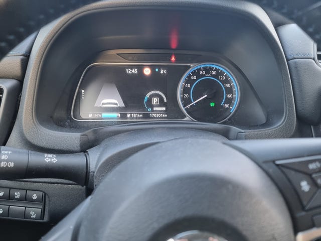 2018 NISSAN LEAF - 13