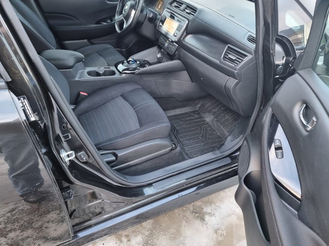 2018 NISSAN LEAF - 22