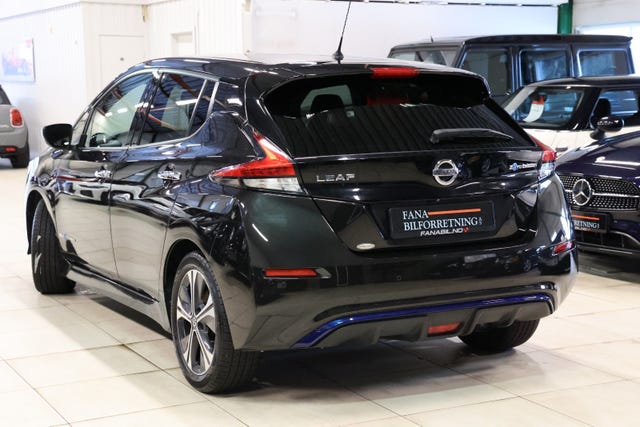 SJNFAAZE1U0016786 2018 NISSAN LEAF-1