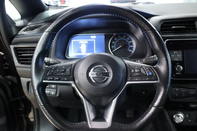 2018 NISSAN LEAF - 13