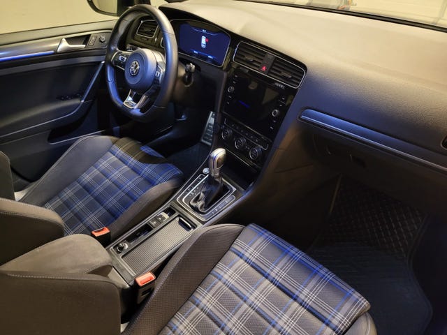 2018 VOLKSWAGEN GOLF - 17