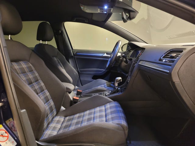 2018 VOLKSWAGEN GOLF - 14