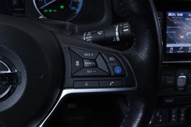2019 NISSAN LEAF - 12