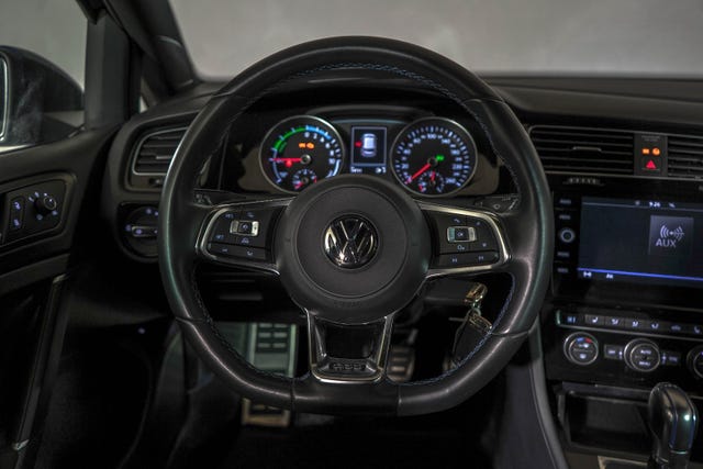 2018 VOLKSWAGEN GOLF - 17