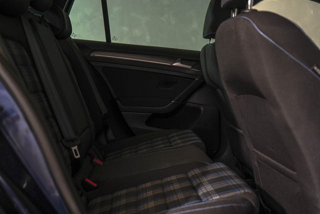 2018 VOLKSWAGEN GOLF - 12
