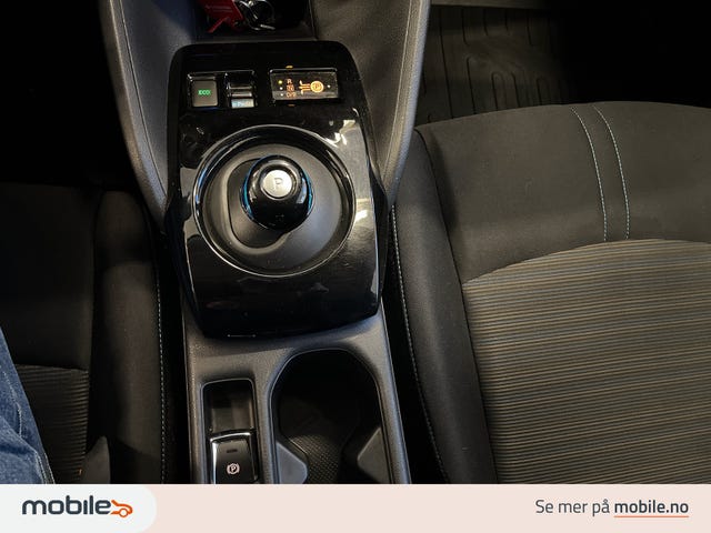 2018 NISSAN LEAF - 24
