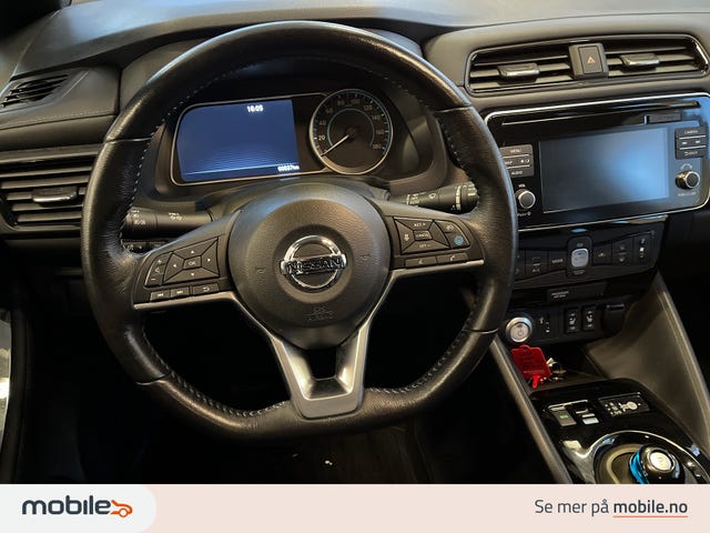 2018 NISSAN LEAF - 18