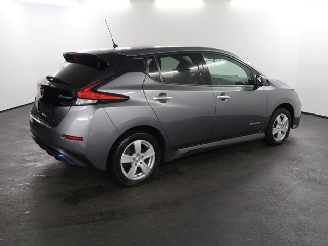 SJNFAAZE1U0076216 2020 NISSAN LEAF-5