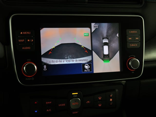 2020 NISSAN LEAF - 15