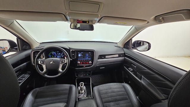 2020 MITSUBISHI OUTLANDER - 18